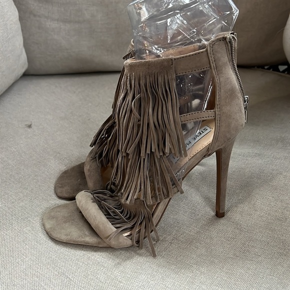 Steve Madden fringes suede heels Fringly 7.5 - Picture 5 of 9